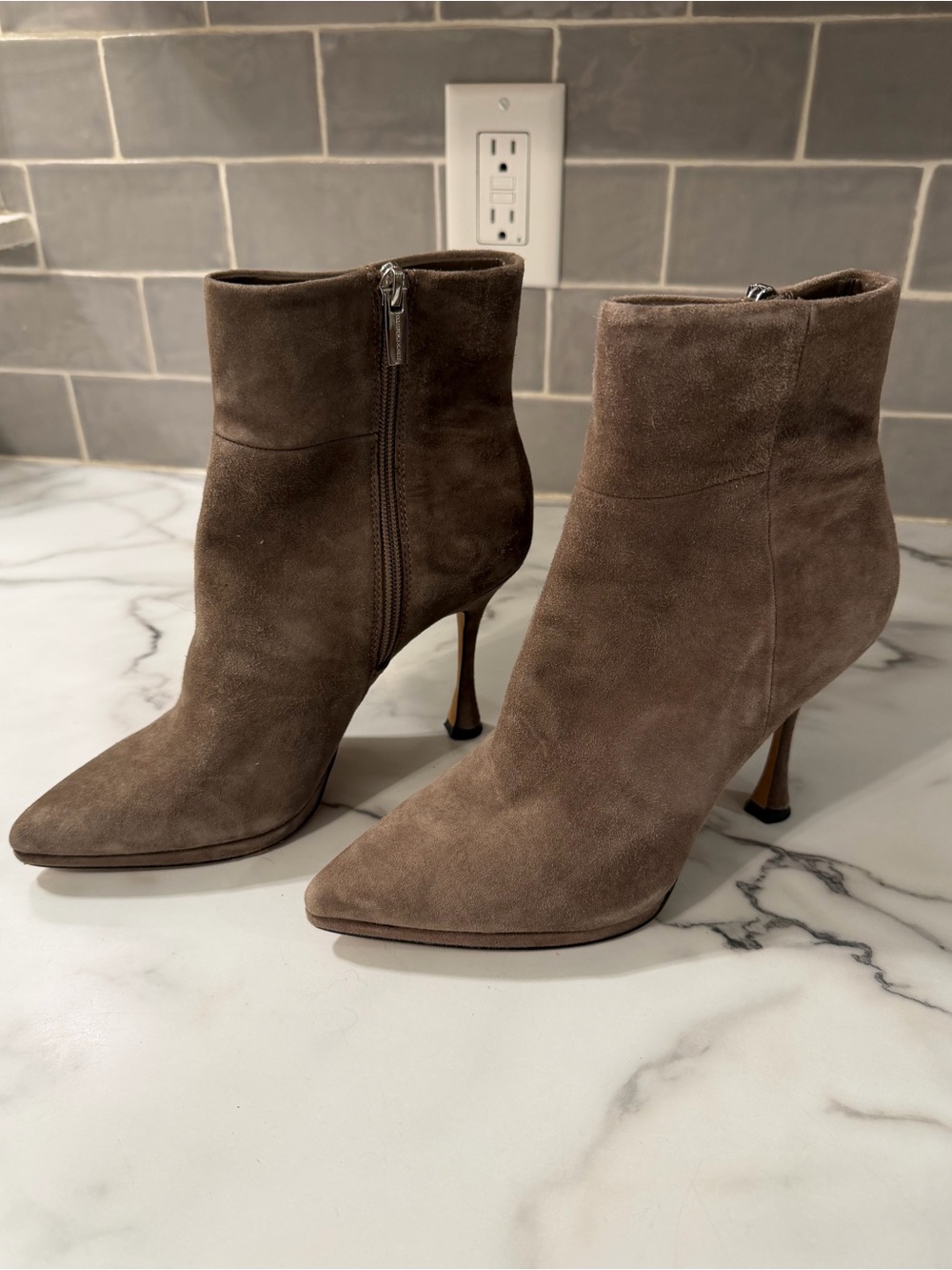 Like New Vince Camuto Pitonnda Stiletto Booties in Taupe, size 7
